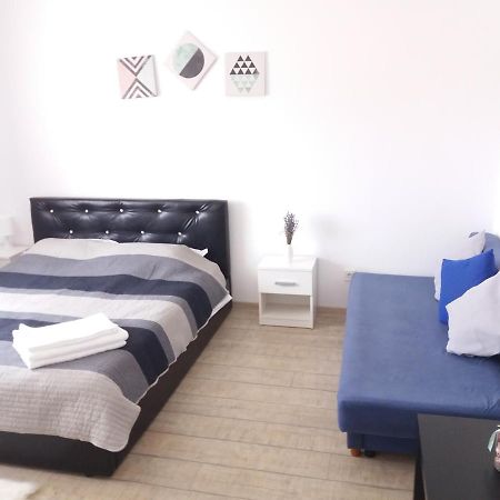 Cazare Apartament Rasnov Διαμέρισμα Εξωτερικό φωτογραφία