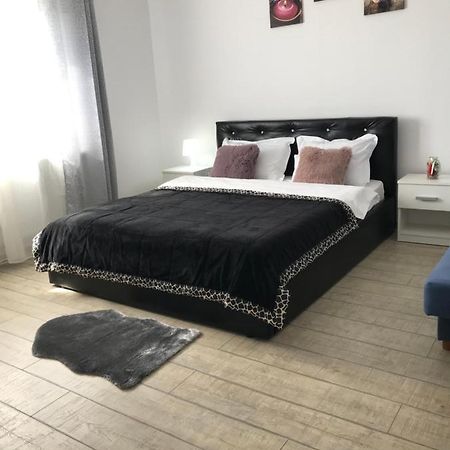 Cazare Apartament Rasnov Διαμέρισμα Εξωτερικό φωτογραφία