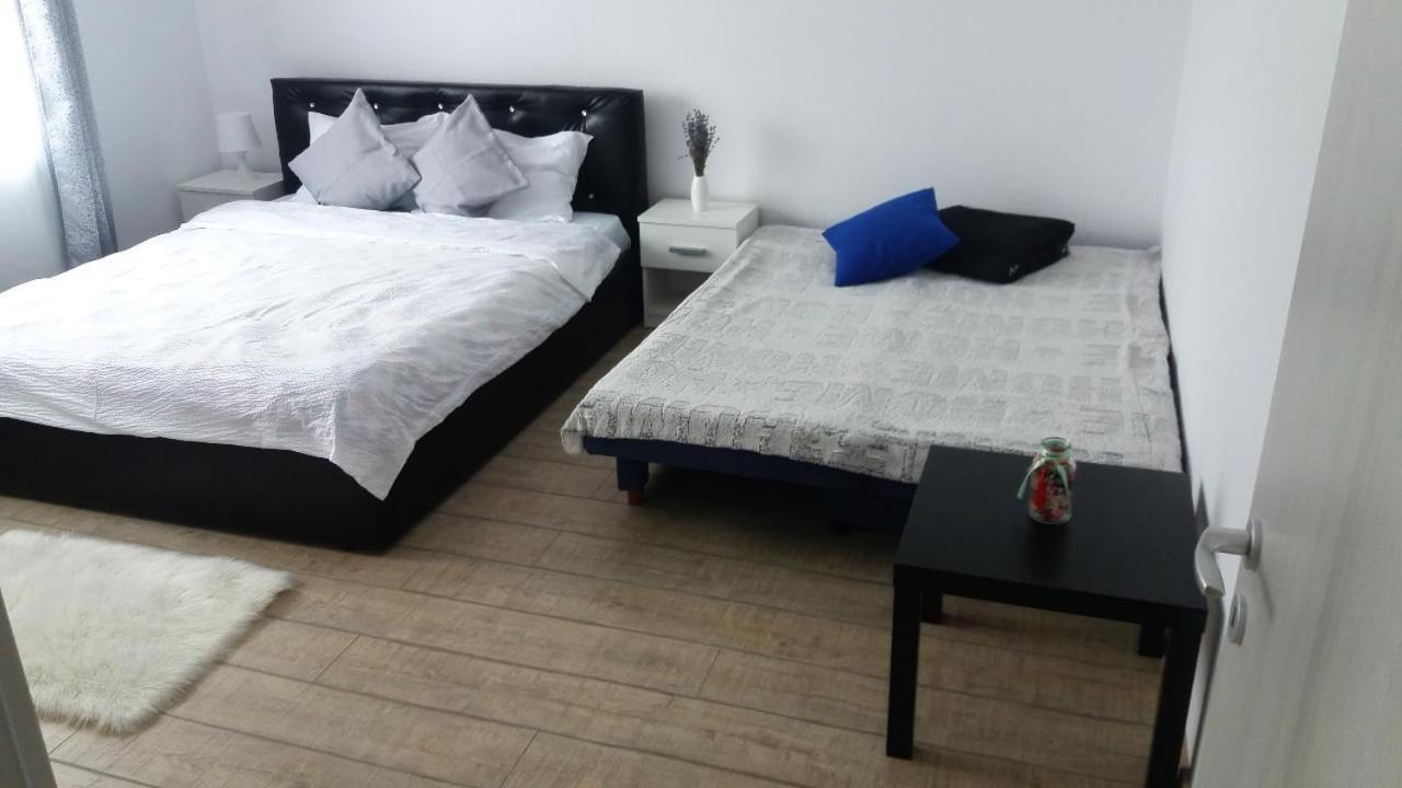 Cazare Apartament Rasnov Διαμέρισμα Εξωτερικό φωτογραφία