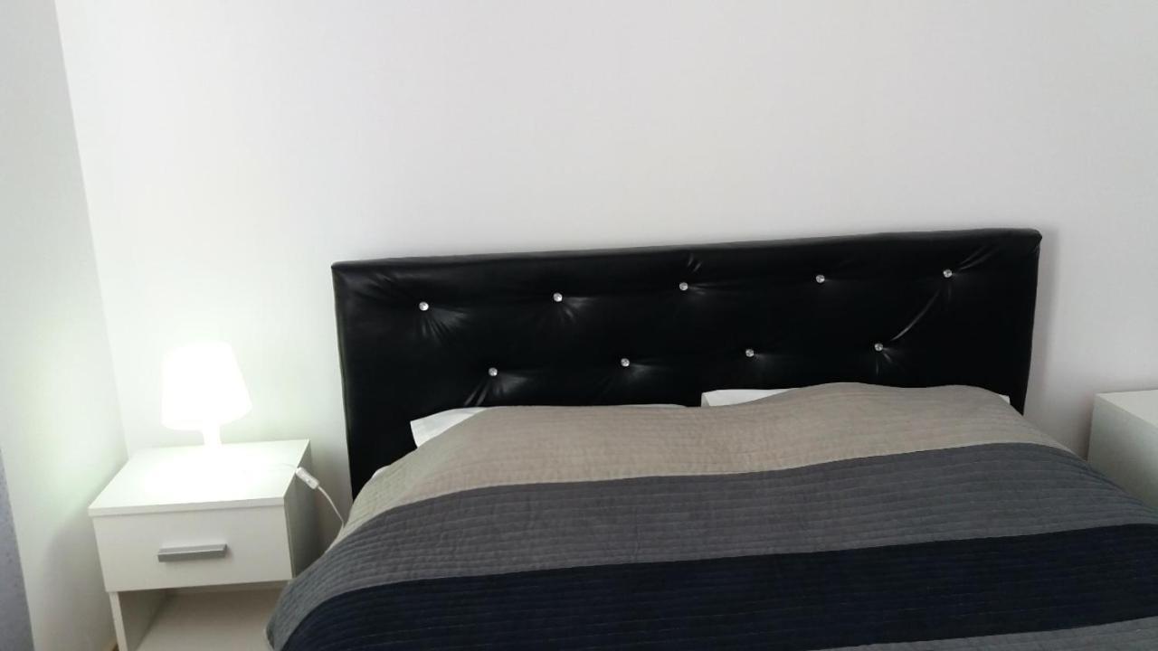 Cazare Apartament Rasnov Διαμέρισμα Εξωτερικό φωτογραφία
