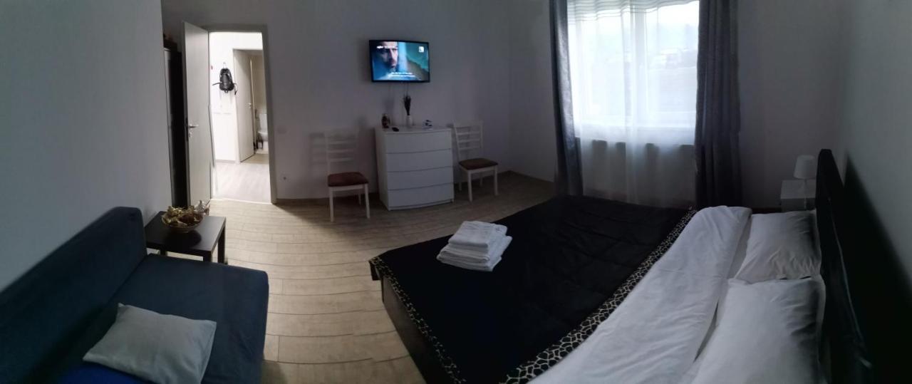 Cazare Apartament Rasnov Διαμέρισμα Εξωτερικό φωτογραφία
