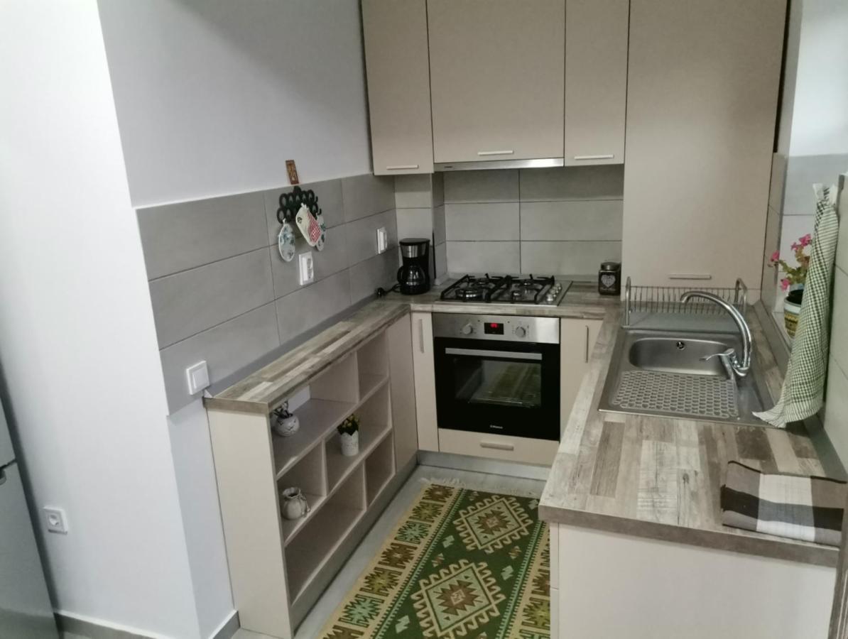 Cazare Apartament Rasnov Διαμέρισμα Εξωτερικό φωτογραφία